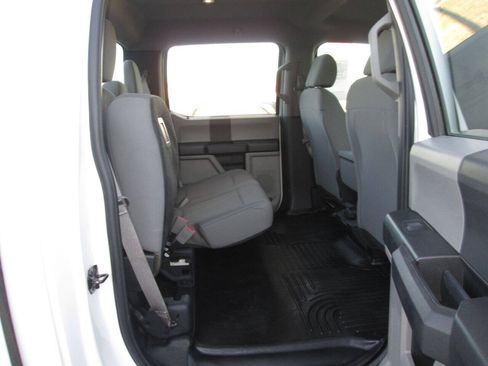 Used 2018 Ford F250 XL w/ Power Equipment Group AWD/4WD image 25
