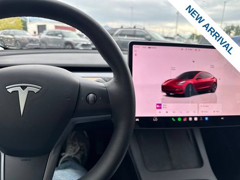 Used 2022 Tesla Model 3 Long Range AWD/4WD image 21