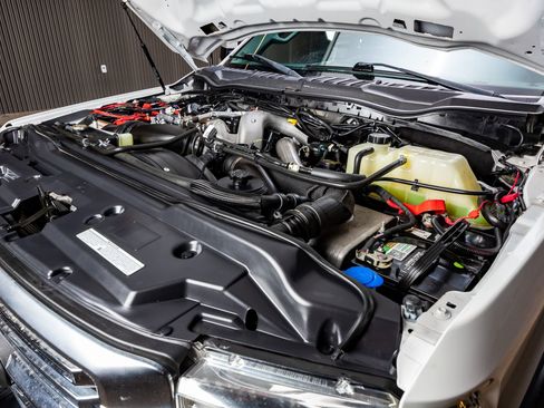 Used 2022 Ford F250 Limited image 39