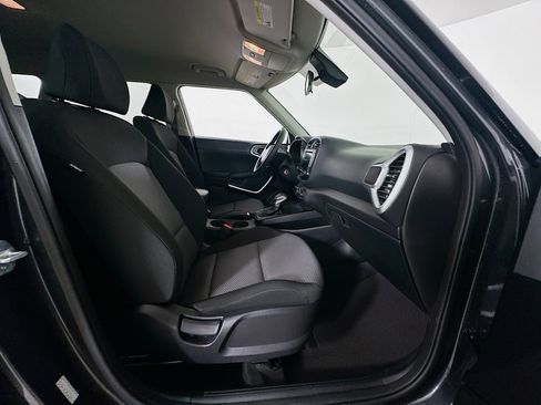 Used 2024 Kia Soul LX w/ Option Group 015 image 29