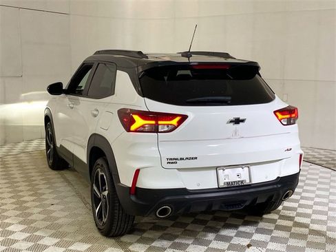 Used 2023 Chevrolet TrailBlazer RS w/ Sun and Liftgate Package image 19