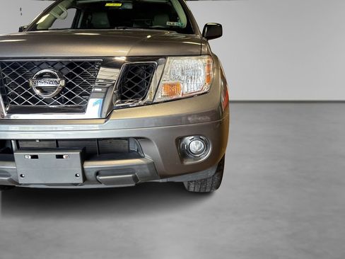 Used 2020 Nissan Frontier SV RWD image 22