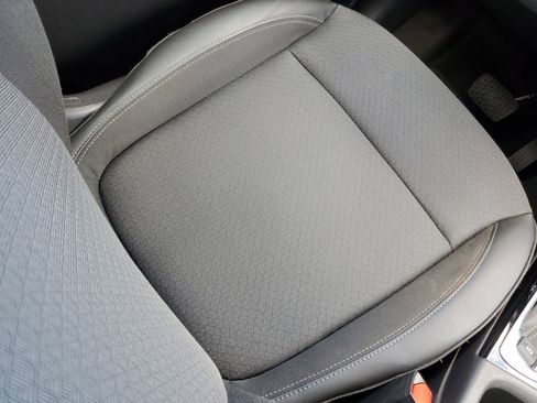 Used 2023 Buick Encore GX Preferred w/ Cold Weather Comfort Package FWD image 14
