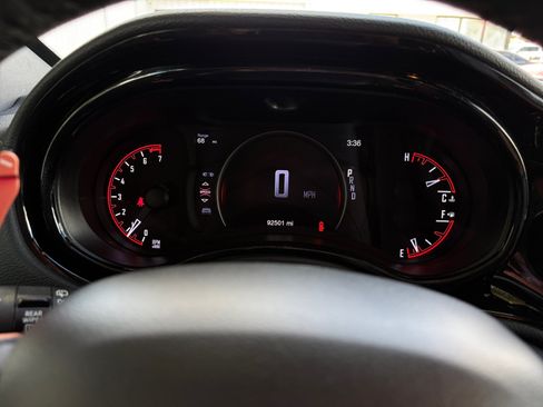 Used 2023 Dodge Durango GT RWD image 2