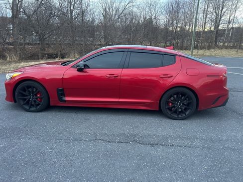 Used 2023 Kia Stinger GT2 image 6