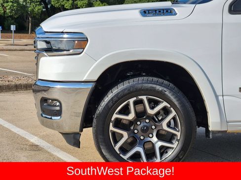 Used 2025 RAM 1500 Laramie AWD/4WD image 8