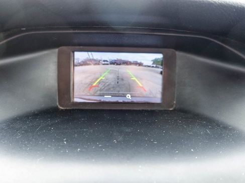 Used 2018 Ford Focus SE w/ SE Winter Package image 28