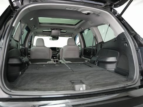 Used 2017 Honda Pilot Elite image 38