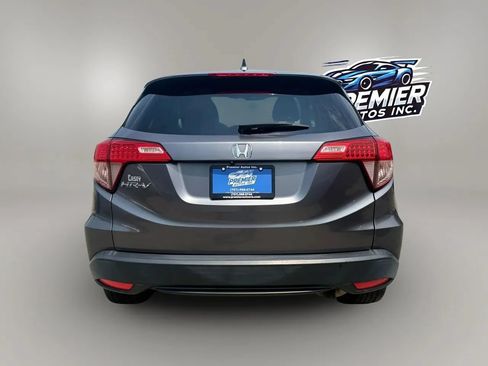 Used 2017 Honda HR-V EX image 6