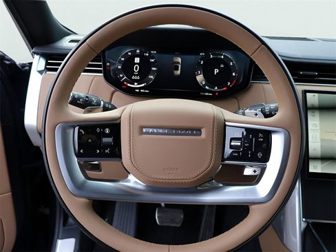 New 2026 Land Rover Range Rover SE image 28