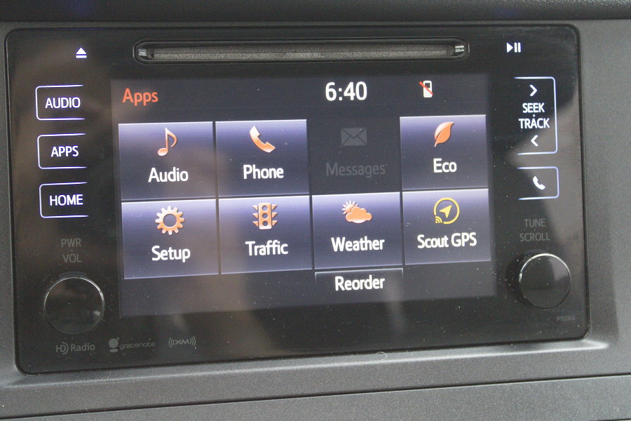 Used 2016 Toyota Sienna XLE FWD image 23