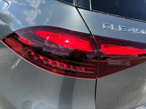 New 2026 Mercedes-Benz GLE 450e GLE 450e image 6
