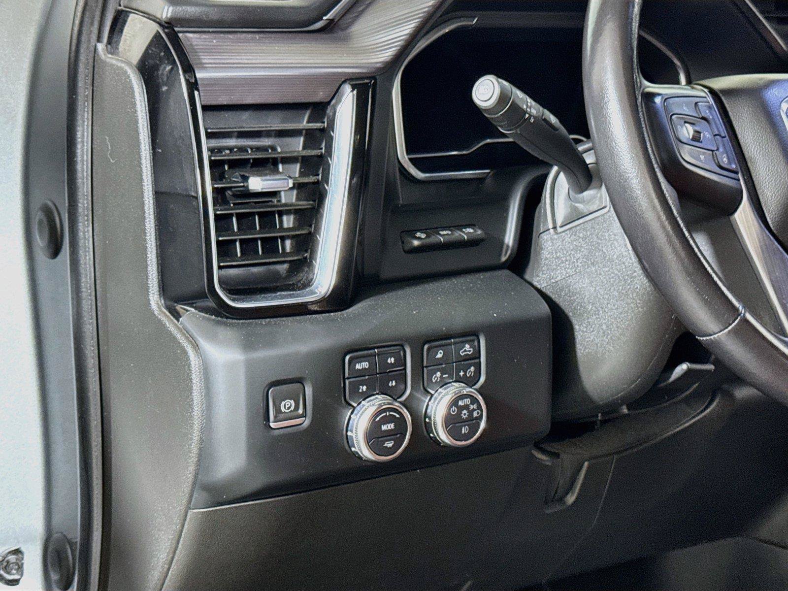 Certified 2024 GMC Sierra 2500 Denali Ultimate AWD/4WD image 8