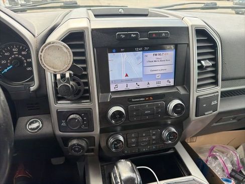 Used 2019 Ford F150 Lariat w/ Equipment Group 502A Luxury image 17