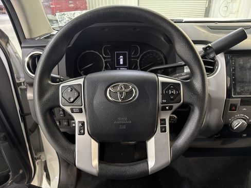 Used 2018 Toyota Tundra SR5 image 15
