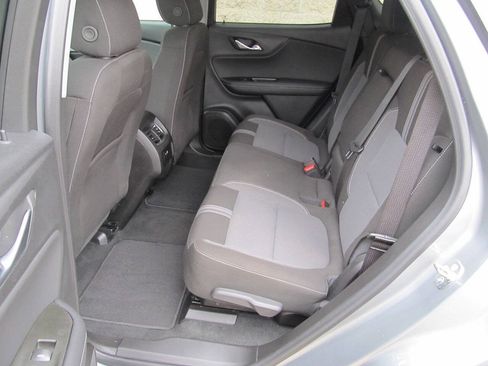 Used 2025 Chevrolet Blazer LT AWD/4WD image 6