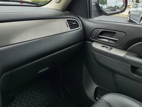 Used 2013 Chevrolet Silverado 1500 LTZ AWD/4WD image 26