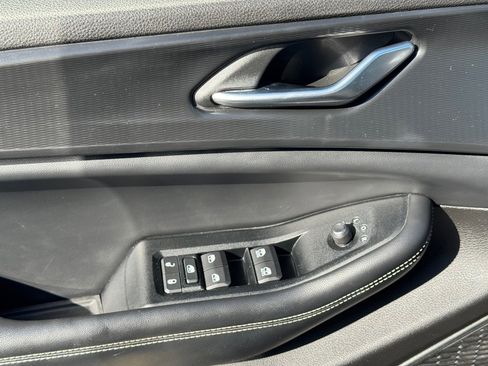 Used 2023 Jeep Grand Cherokee L Laredo image 29