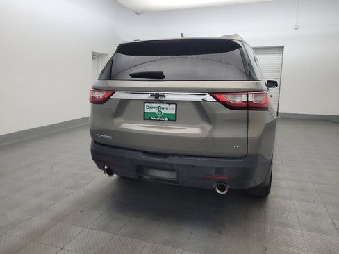 Used 2019 Chevrolet Traverse LT FWD image 7