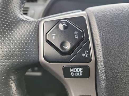 Used 2023 Toyota 4Runner Limited image 23