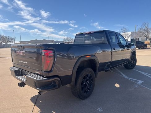 Used 2024 GMC Sierra 3500 AT4 w/ Technology Package image 6