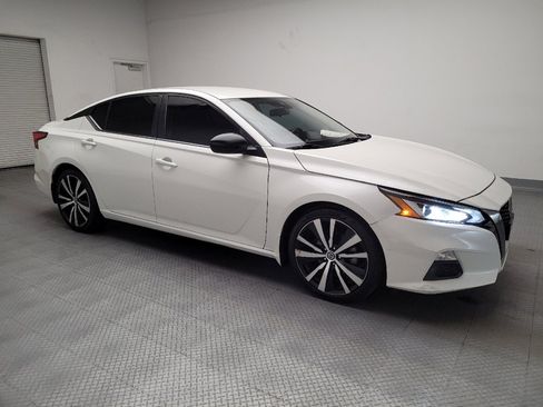 Used 2021 Nissan Altima 2.5 SR image 11