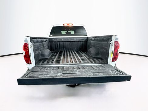 Used 2015 Toyota Tundra SR w/ Tow Package RWD image 27