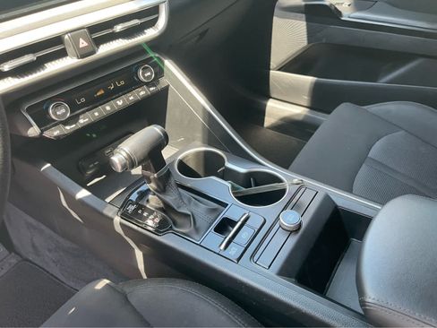 Used 2021 Kia K5 LXS FWD image 17