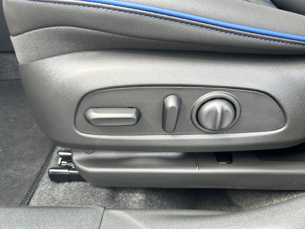New 2026 Buick Envista Sport Touring w/ Convenience I Package FWD image 18