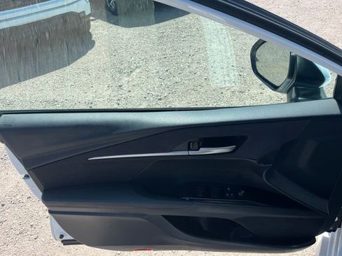Used 2025 Toyota Camry LE FWD image 15