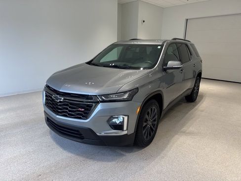 Certified 2023 Chevrolet Traverse RS w/ LPO, Floor Liner Package image 2
