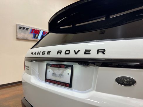 Used 2019 Land Rover Range Rover Sport HSE image 44