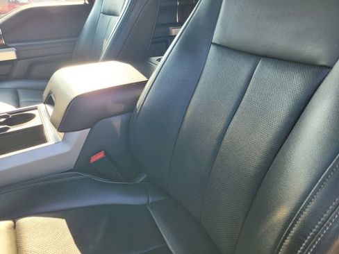 Certified 2022 Ford F250 Lariat w/ Lariat Value Package image 11