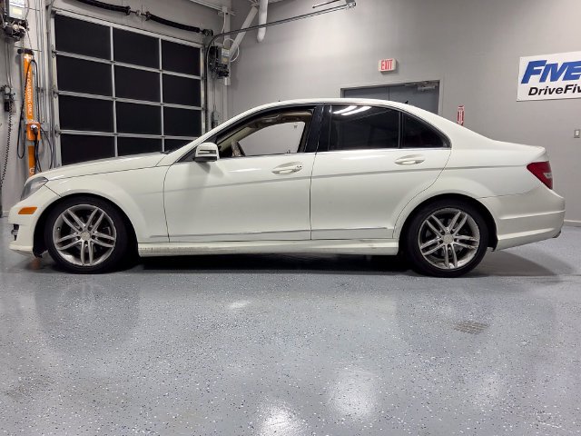 Used 2012 Mercedes-Benz C 300 4MATIC Sedan w/ Multimedia Pkg image 4