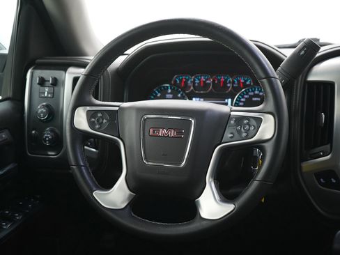 Used 2018 GMC Sierra 1500 SLT w/ SLT Premium Package AWD/4WD image 15