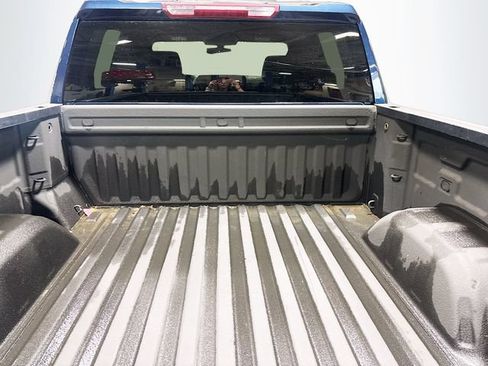Used 2021 Chevrolet Silverado 1500 LT AWD/4WD image 25