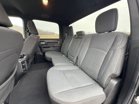 Used 2024 RAM 3500 Big Horn w/ Sport Appearance Package image 23