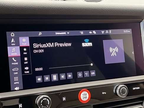 Used 2026 Porsche Macan image 14