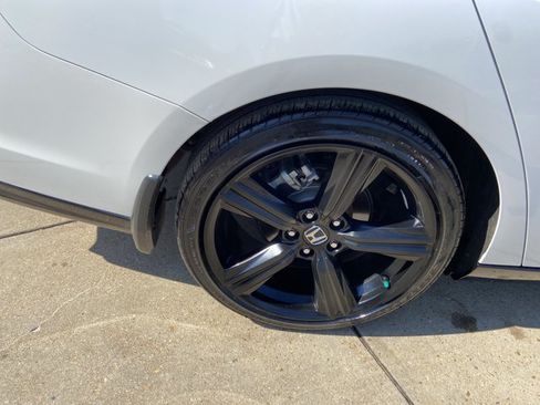 Used 2023 Honda Accord Sport image 31