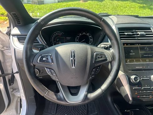 Used 2016 Lincoln MKC Premiere FWD image 14