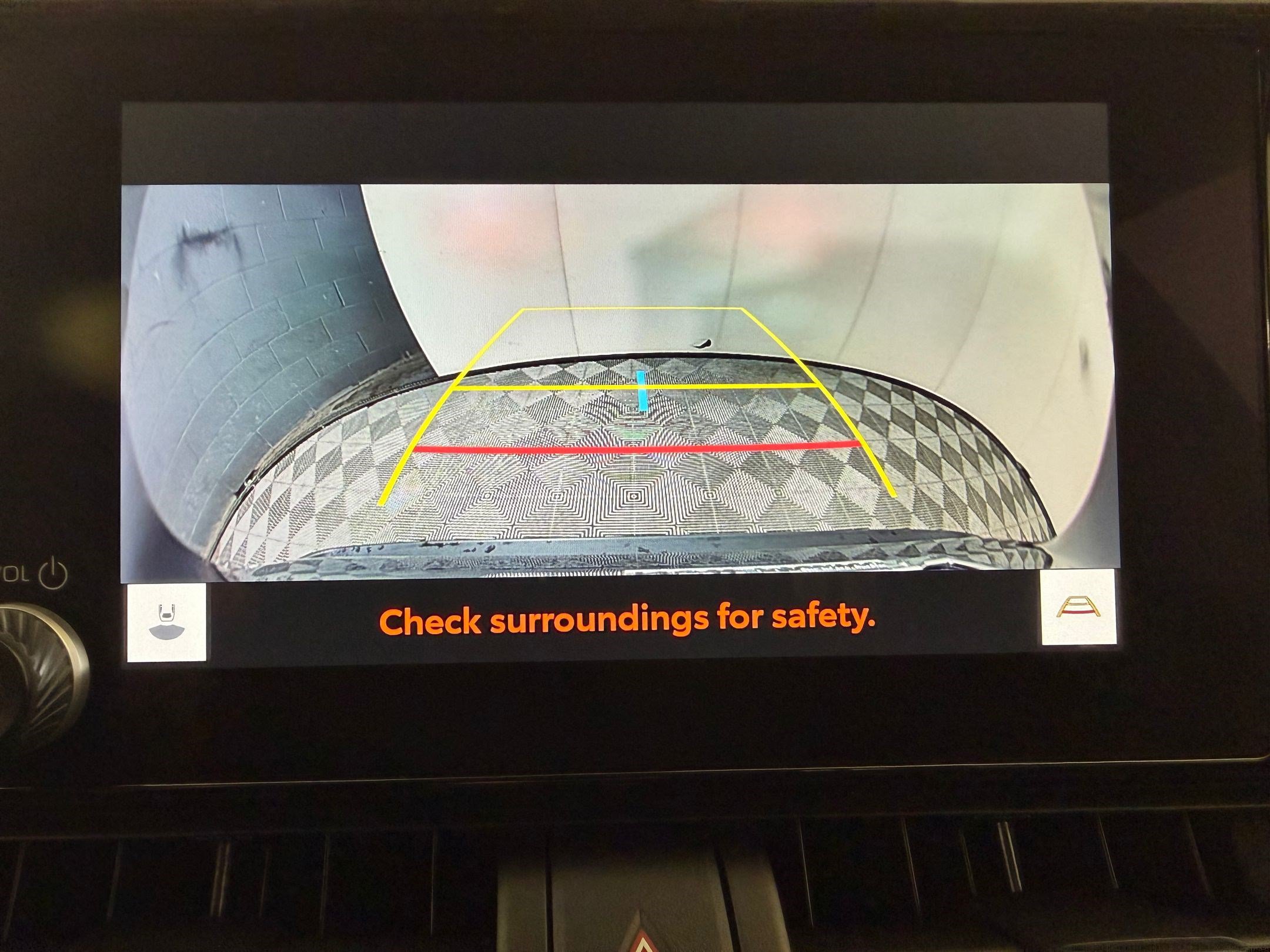 Used 2025 Toyota RAV4 XLE AWD/4WD image 18