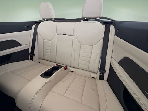 Used 2026 BMW 440i xDrive Convertible w/ Premium Package image 23