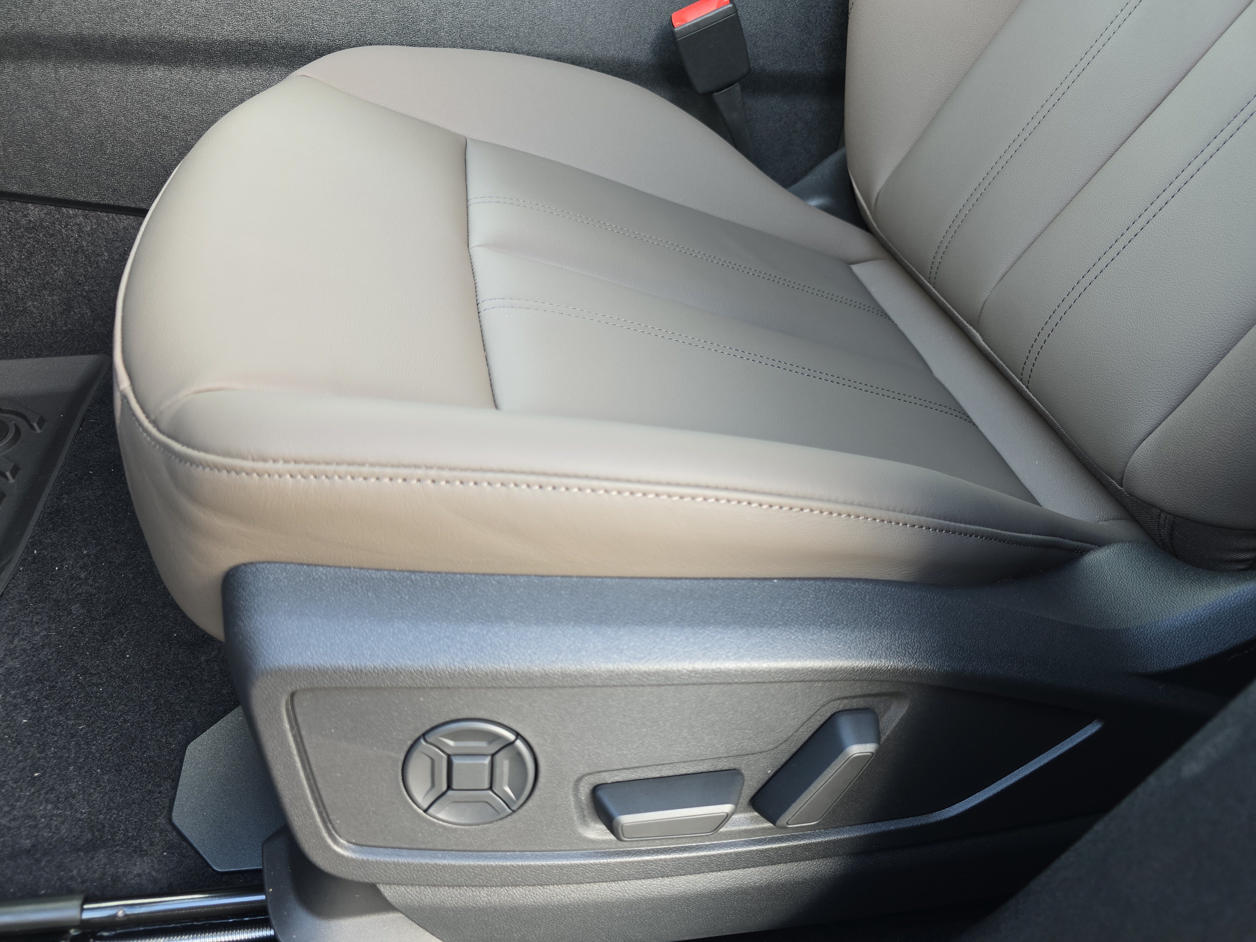 New 2026 Audi Q5 Premium AWD/4WD image 28