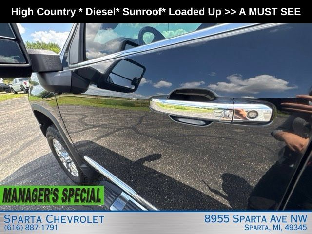 Used 2024 Chevrolet Silverado 2500 High Country AWD/4WD image 13
