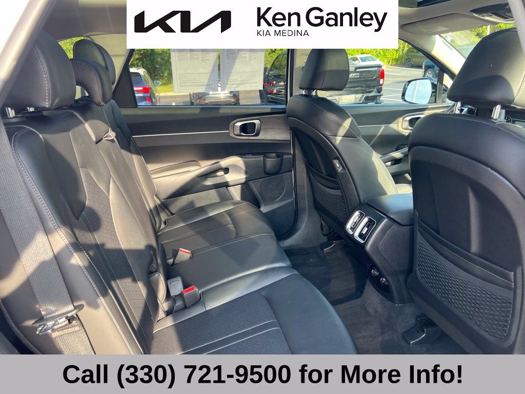 Certified 2023 Kia Sorento S w/ Panoramic Sunroof Package AWD/4WD image 56