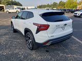 Used 2024 Chevrolet Trax RS image 4