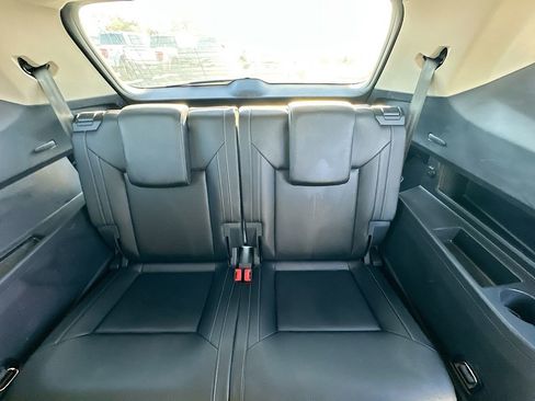 Used 2018 Volkswagen Atlas SE image 4