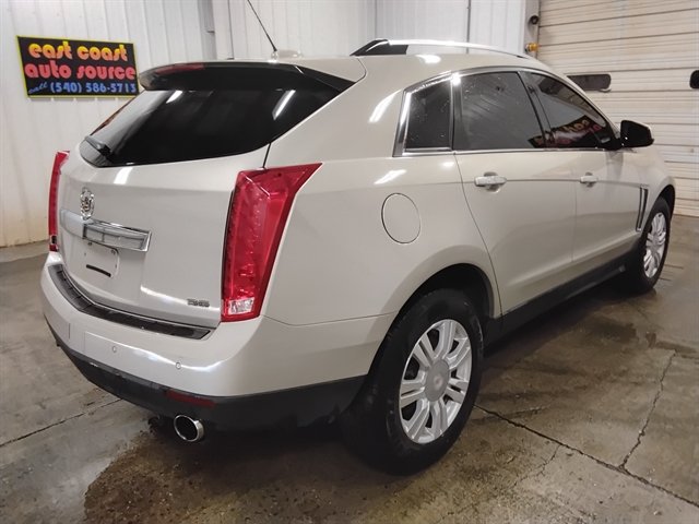 Used 2016 Cadillac SRX Luxury w/ Driver Assist Package AWD/4WD image 3