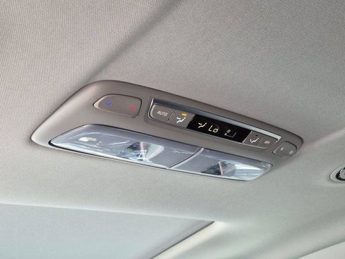 Used 2024 Kia Telluride S w/ S Sunroof Package AWD/4WD image 26
