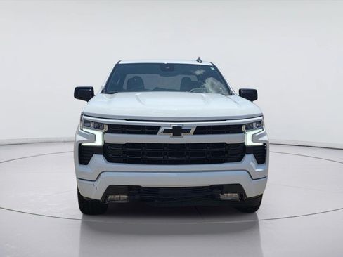 Used 2023 Chevrolet Silverado 1500 RST w/ Z71 Off-Road Package AWD/4WD image 2